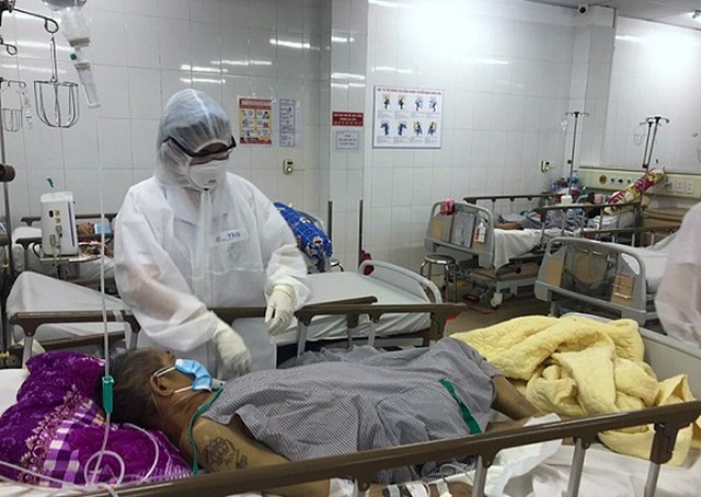 Cán bộ y tế Bạch Mai được cách ly lại khách sạn mường thanh Grand Xa La Cán bộ y tế Bạch Mai được cách ly lại khách sạn mường thanh Grand Xa La